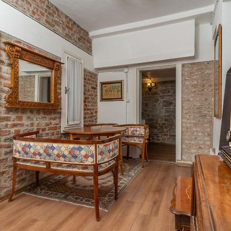Iconic Stone Houses Izmir Bagian luar foto